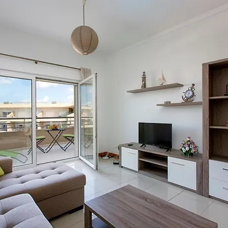 Albufeira - Apartment - Sleeps 4 - Pool - Seaside